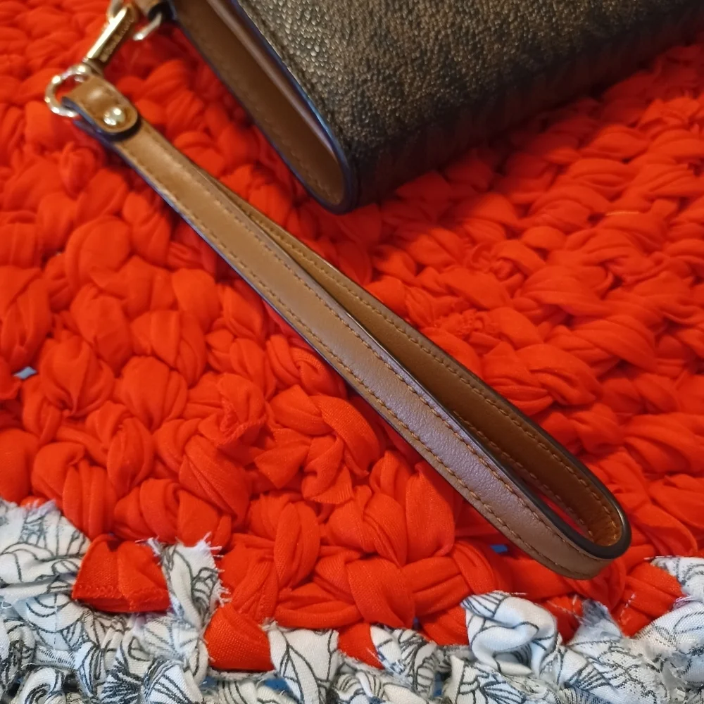 Michael Kors Jet Set Large Smartphone Wristlet Wallet - Signature Monogram Brown